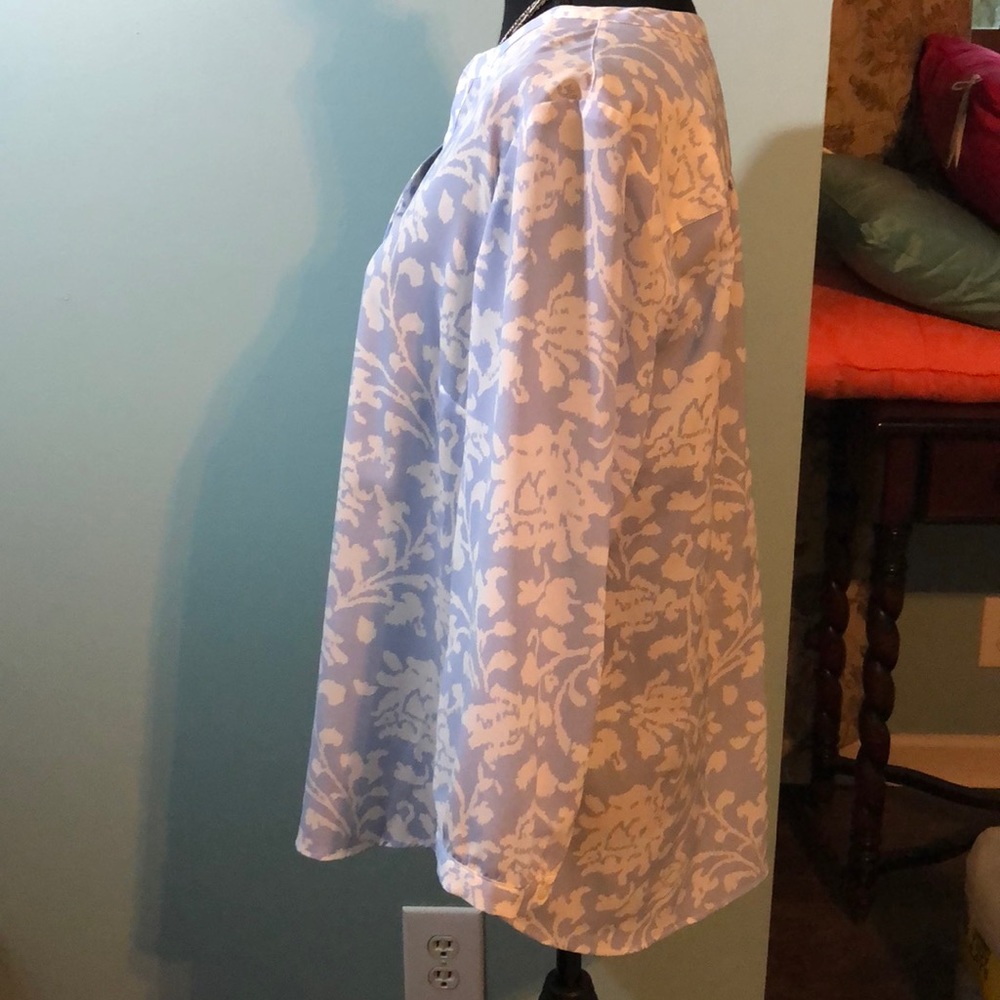 Talbots blouse - Picture 4 of 8